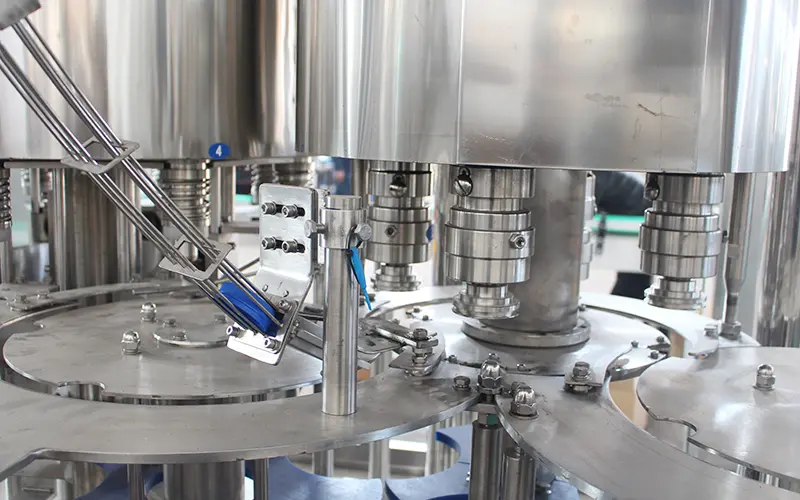 large bottle water filling machine - capping part