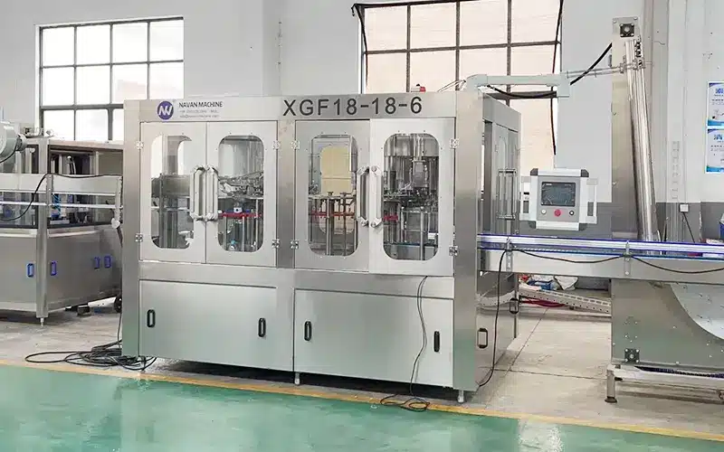 XGF 18-18-6 water filling machine for 6000 BPH filling line