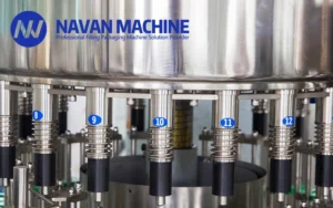 Carbonated beverage filling machine