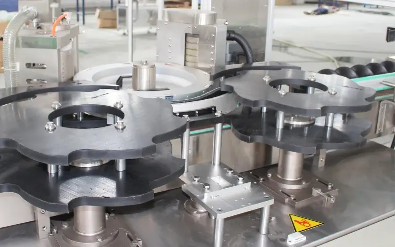 Rotary OPP Hot Melt Labeling Machine